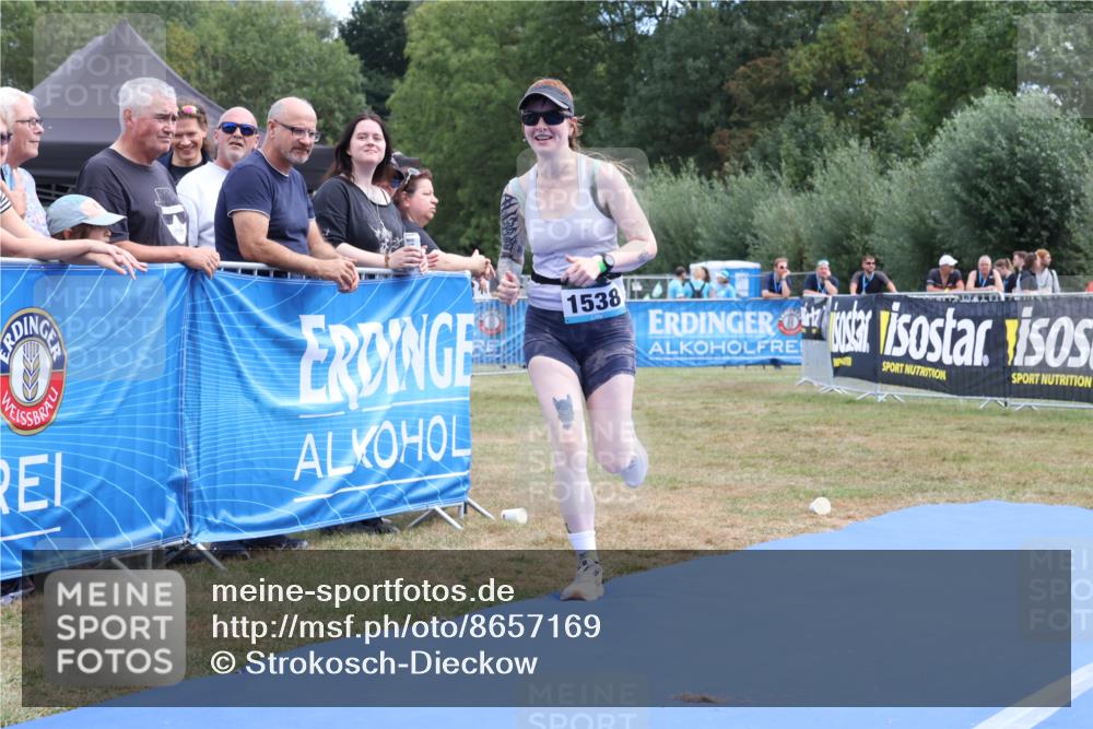 31.08.2025 - Elbe Triathlon Hamburg Strokosch-Dieckow http://msf.ph/oto/8657169 31.08.2025 12:15:18 Ziel 1538, 1582 meine-sportfotos.de
