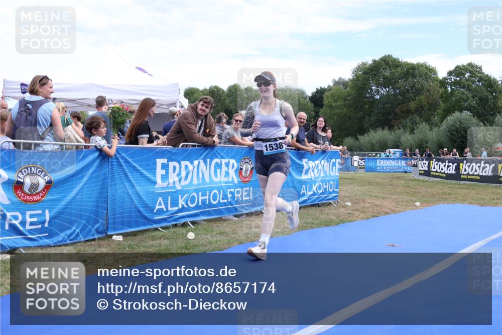31.08.2025 - Elbe Triathlon Hamburg Strokosch-Dieckow http://msf.ph/oto/8657174 31.08.2025 12:15:19 Ziel 1538 meine-sportfotos.de