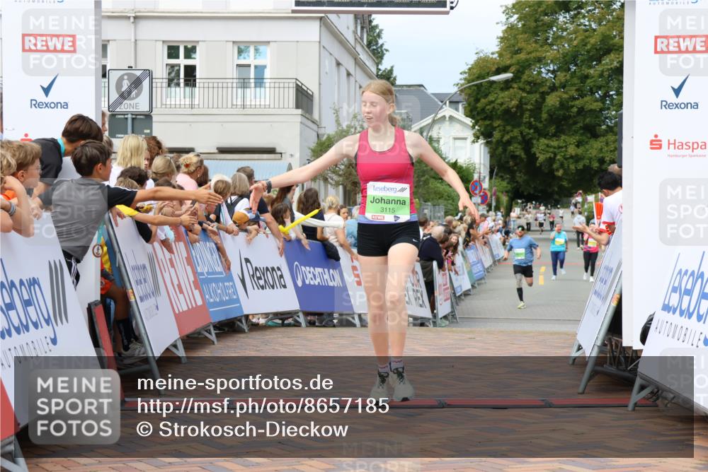 31.08.2025 - 21. Blankeneser Heldenlauf Strokosch-Dieckow http://msf.ph/oto/8657185 31.08.2025 10:55:49 Ziel 3115, 3694 meine-sportfotos.de