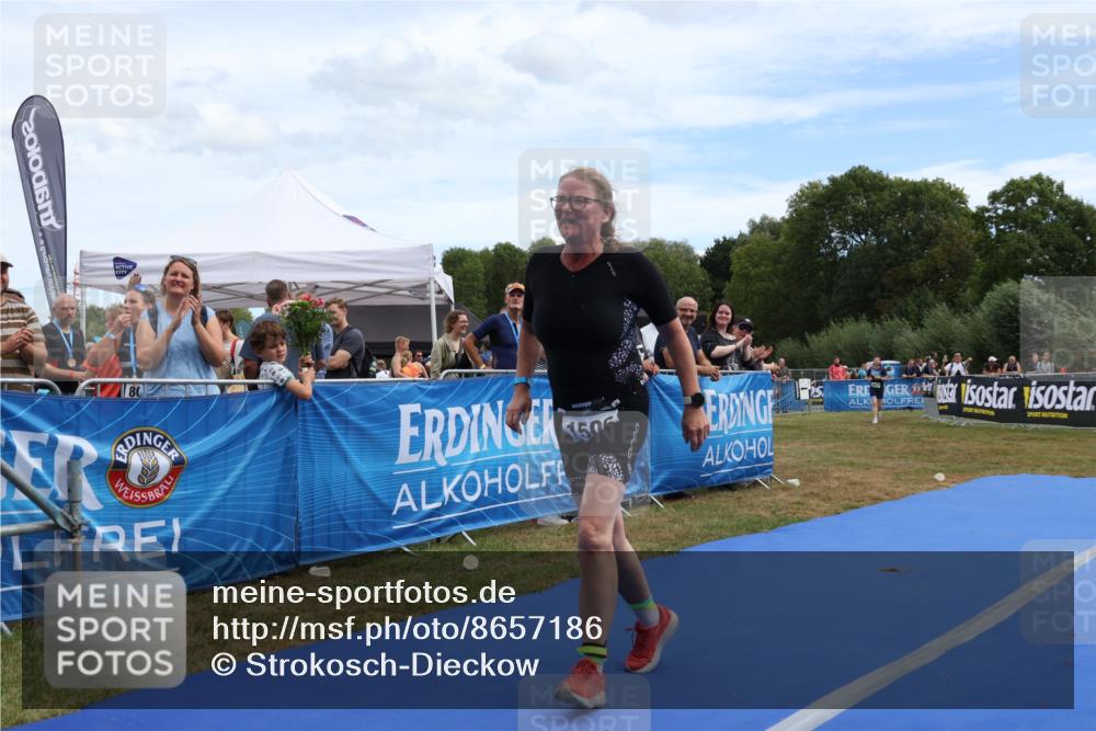 31.08.2025 - Elbe Triathlon Hamburg Strokosch-Dieckow http://msf.ph/oto/8657186 31.08.2025 12:15:41 Ziel 1506 meine-sportfotos.de