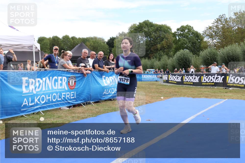 31.08.2025 - Elbe Triathlon Hamburg Strokosch-Dieckow http://msf.ph/oto/8657188 31.08.2025 12:15:51 Ziel 1578 meine-sportfotos.de