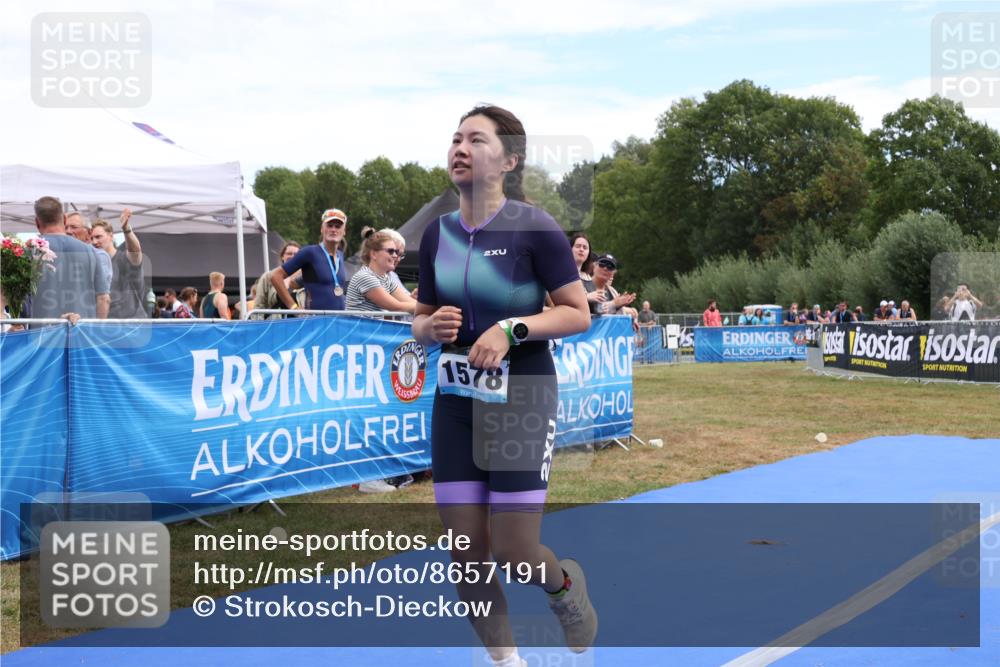 31.08.2025 - Elbe Triathlon Hamburg Strokosch-Dieckow http://msf.ph/oto/8657191 31.08.2025 12:15:51 Ziel 1578 meine-sportfotos.de