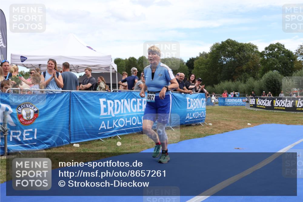 31.08.2025 - Elbe Triathlon Hamburg Strokosch-Dieckow http://msf.ph/oto/8657261 31.08.2025 12:17:11 Ziel 1507, 1606 meine-sportfotos.de