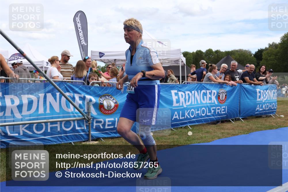 31.08.2025 - Elbe Triathlon Hamburg Strokosch-Dieckow http://msf.ph/oto/8657265 31.08.2025 12:17:12 Ziel 1507, 1606 meine-sportfotos.de