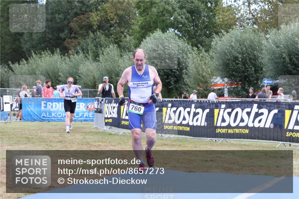 31.08.2025 - Elbe Triathlon Hamburg Strokosch-Dieckow http://msf.ph/oto/8657273 31.08.2025 12:17:46 Ziel 760, 1509 meine-sportfotos.de