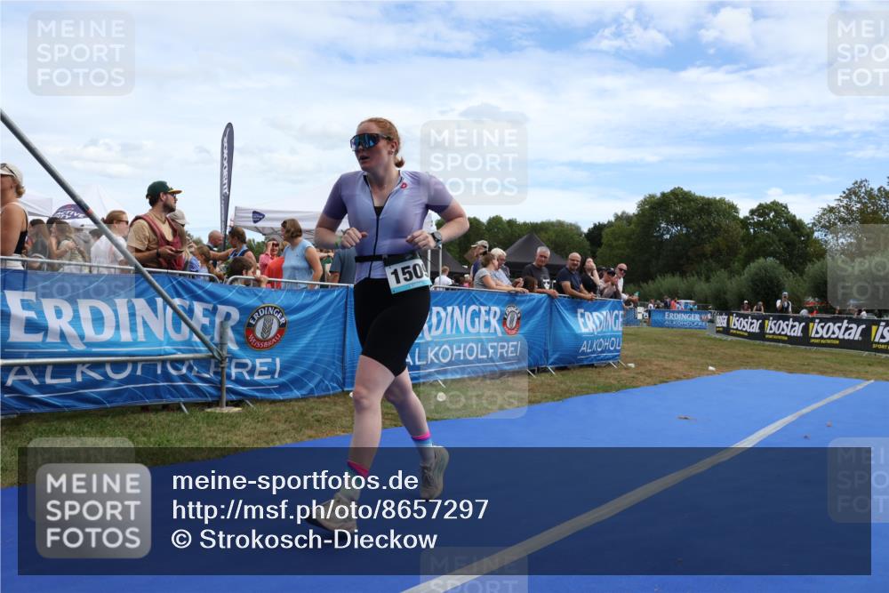 31.08.2025 - Elbe Triathlon Hamburg Strokosch-Dieckow http://msf.ph/oto/8657297 31.08.2025 12:17:55 Ziel 760, 1509 meine-sportfotos.de
