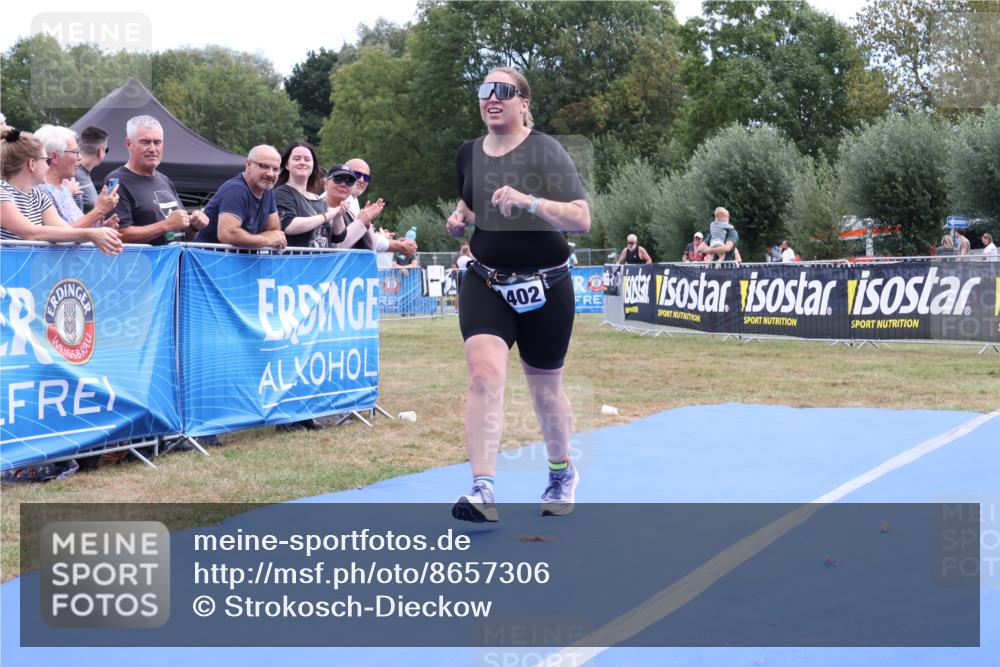 31.08.2025 - Elbe Triathlon Hamburg Strokosch-Dieckow http://msf.ph/oto/8657306 31.08.2025 12:18:18 Ziel 1402 meine-sportfotos.de
