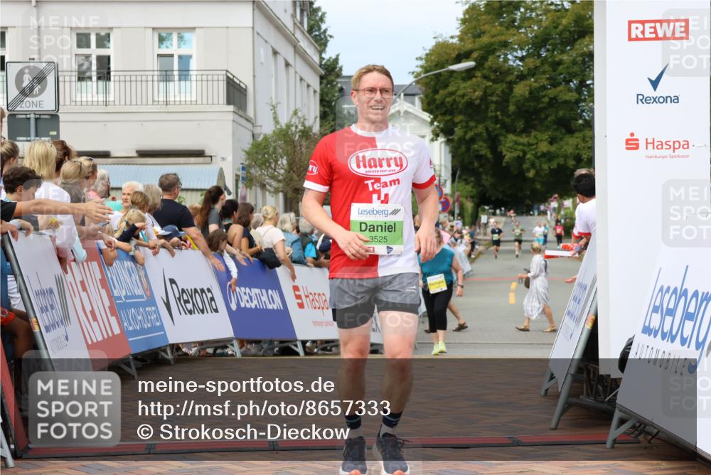 31.08.2025 - 21. Blankeneser Heldenlauf Strokosch-Dieckow http://msf.ph/oto/8657333 31.08.2025 10:55:06 Ziel 3342, 3525 meine-sportfotos.de