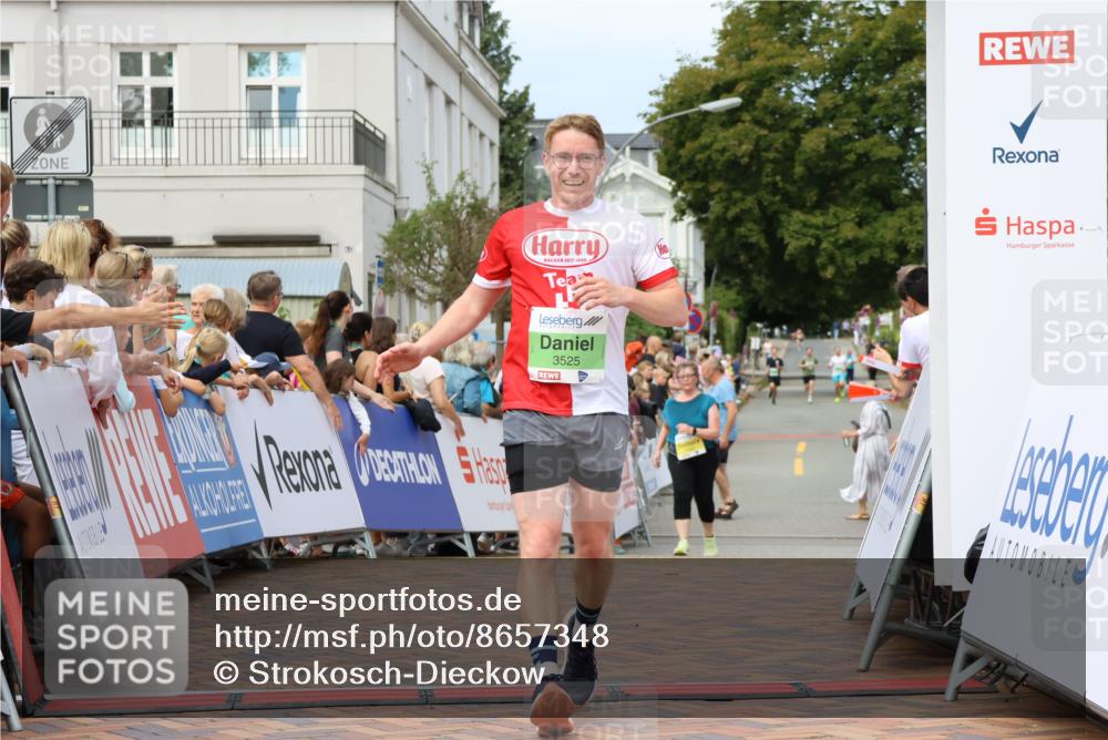 31.08.2025 - 21. Blankeneser Heldenlauf Strokosch-Dieckow http://msf.ph/oto/8657348 31.08.2025 10:55:06 Ziel 3342, 3525 meine-sportfotos.de