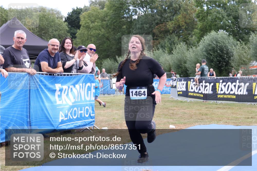31.08.2025 - Elbe Triathlon Hamburg Strokosch-Dieckow http://msf.ph/oto/8657351 31.08.2025 12:19:33 Ziel 1464 meine-sportfotos.de