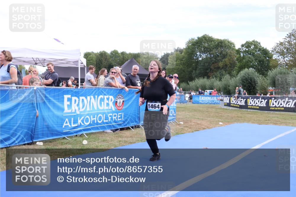 31.08.2025 - Elbe Triathlon Hamburg Strokosch-Dieckow http://msf.ph/oto/8657355 31.08.2025 12:19:34 Ziel 1464 meine-sportfotos.de