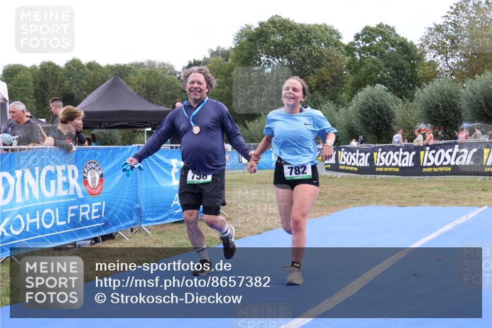 31.08.2025 - Elbe Triathlon Hamburg Strokosch-Dieckow http://msf.ph/oto/8657382 31.08.2025 12:34:18 Ziel 782 meine-sportfotos.de