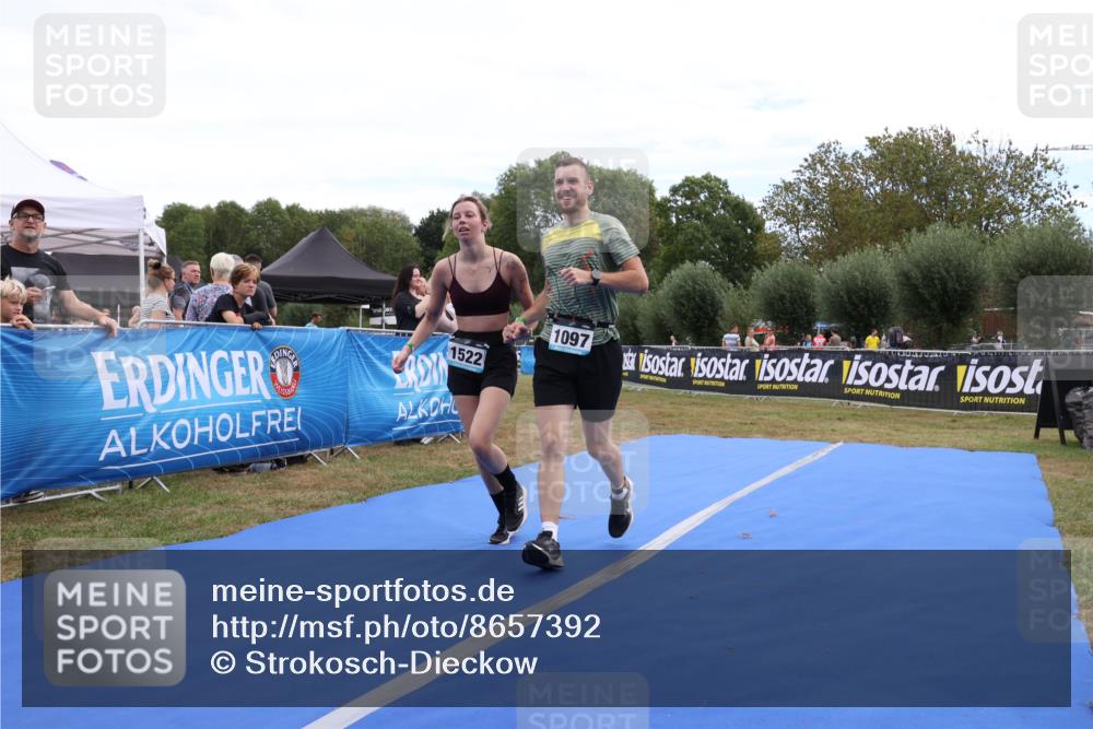 31.08.2025 - Elbe Triathlon Hamburg Strokosch-Dieckow http://msf.ph/oto/8657392 31.08.2025 12:35:09 Ziel 1097, 1522 meine-sportfotos.de
