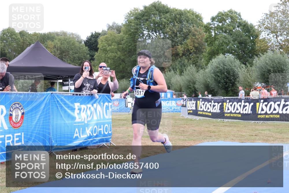 31.08.2025 - Elbe Triathlon Hamburg Strokosch-Dieckow http://msf.ph/oto/8657400 31.08.2025 12:39:02 Ziel 1517 meine-sportfotos.de