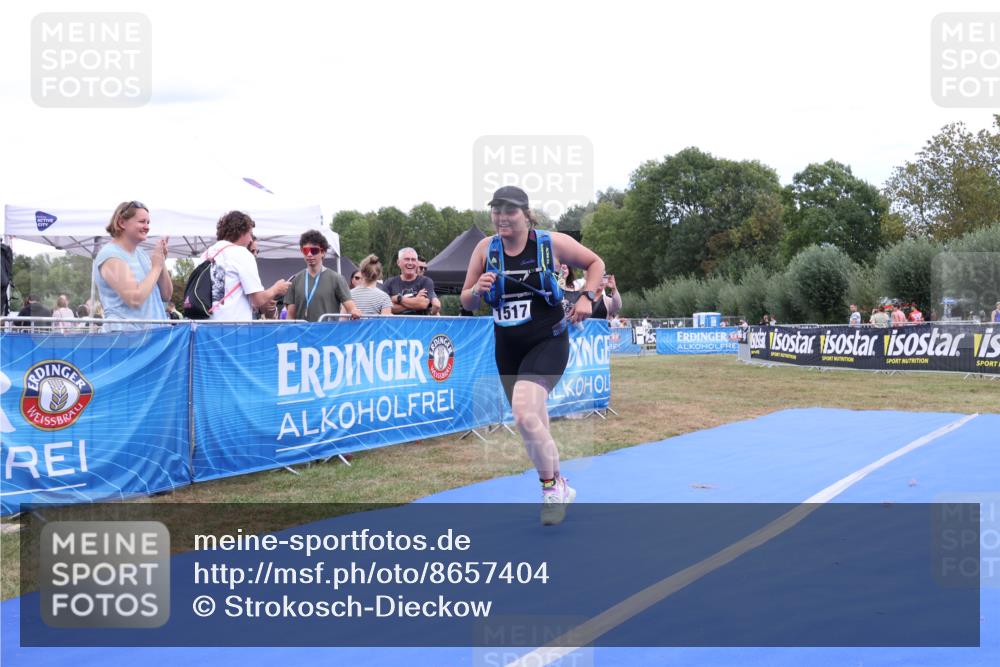 31.08.2025 - Elbe Triathlon Hamburg Strokosch-Dieckow http://msf.ph/oto/8657404 31.08.2025 12:39:03 Ziel 1517 meine-sportfotos.de