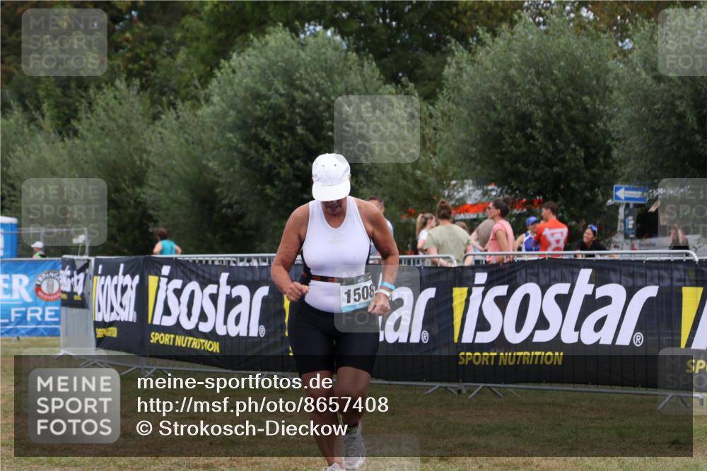31.08.2025 - Elbe Triathlon Hamburg Strokosch-Dieckow http://msf.ph/oto/8657408 31.08.2025 12:39:37 Ziel 1508 meine-sportfotos.de