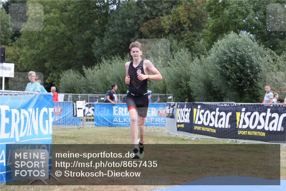 31.08.2025 - Elbe Triathlon Hamburg Strokosch-Dieckow http://msf.ph/oto/8657435 31.08.2025 12:43:51 Ziel 1623 meine-sportfotos.de