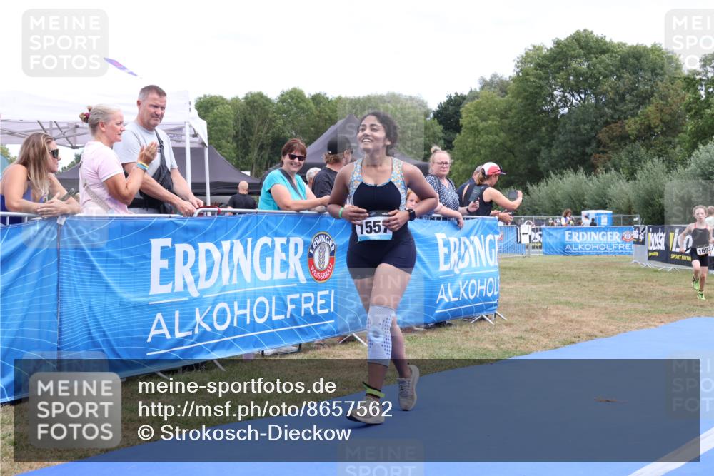 31.08.2025 - Elbe Triathlon Hamburg Strokosch-Dieckow http://msf.ph/oto/8657562 31.08.2025 12:55:33 Ziel 1557, 1693 meine-sportfotos.de