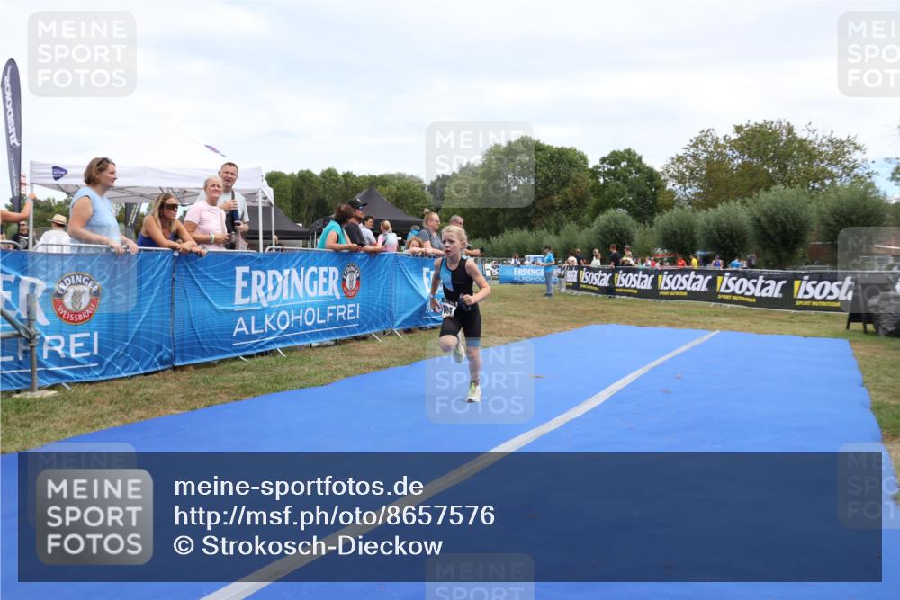 31.08.2025 - Elbe Triathlon Hamburg Strokosch-Dieckow http://msf.ph/oto/8657576 31.08.2025 12:55:55 Ziel 1684 meine-sportfotos.de