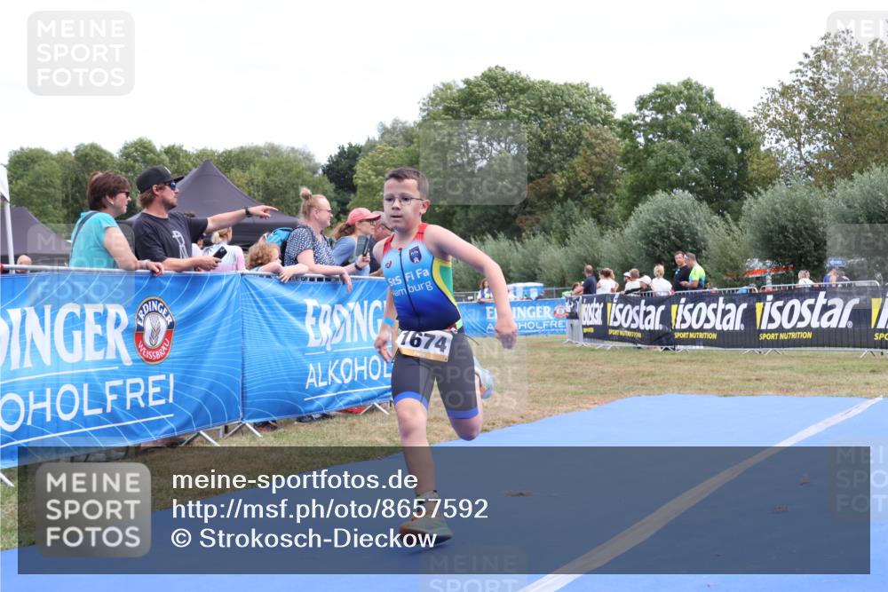 31.08.2025 - Elbe Triathlon Hamburg Strokosch-Dieckow http://msf.ph/oto/8657592 31.08.2025 12:56:35 Ziel 1674 meine-sportfotos.de
