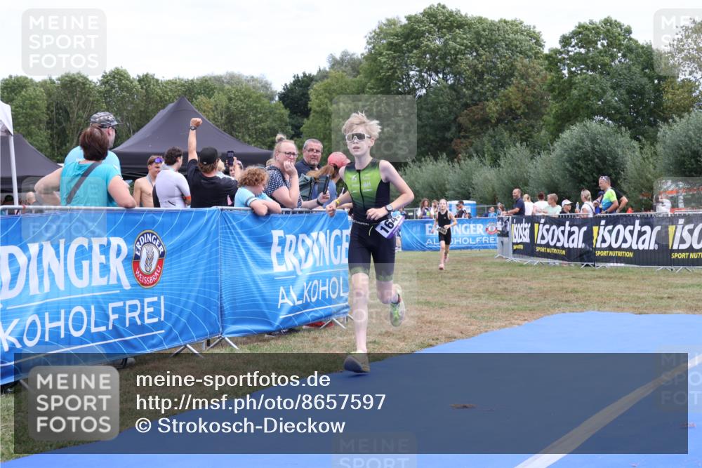 31.08.2025 - Elbe Triathlon Hamburg Strokosch-Dieckow http://msf.ph/oto/8657597 31.08.2025 12:56:56 Ziel 1649, 1688 meine-sportfotos.de