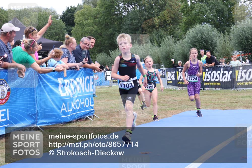 31.08.2025 - Elbe Triathlon Hamburg Strokosch-Dieckow http://msf.ph/oto/8657714 31.08.2025 13:00:16 Ziel 1700, 1703, 1709, 1713, 1722, 1724 meine-sportfotos.de