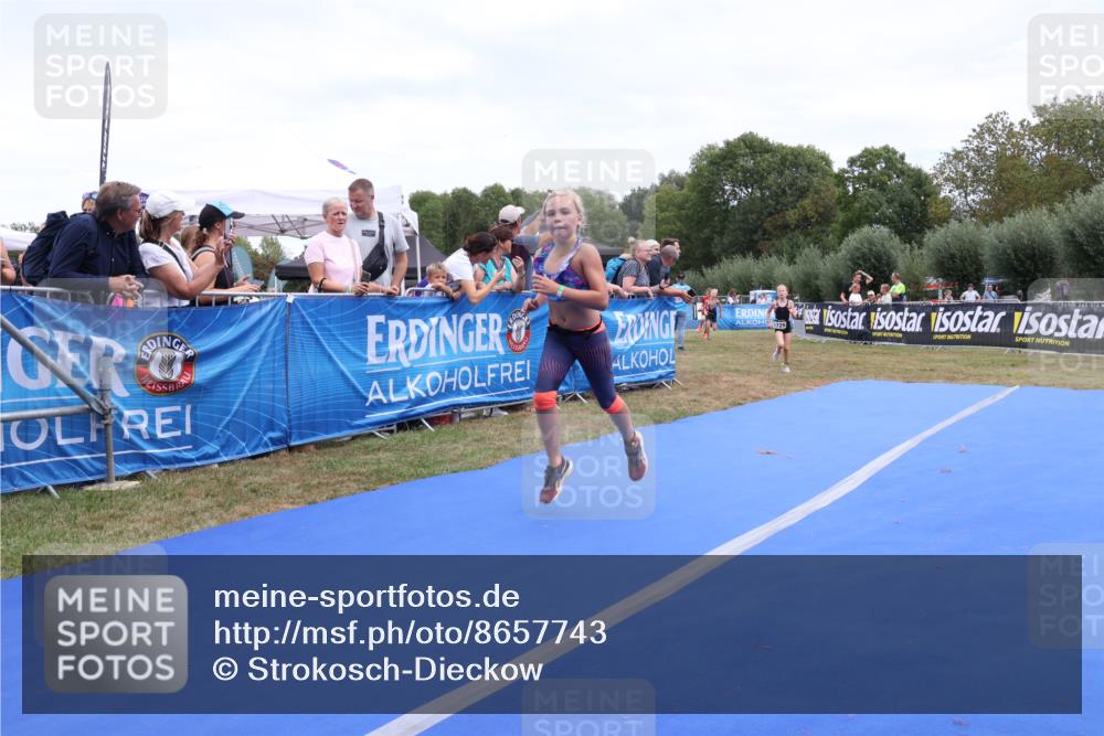 31.08.2025 - Elbe Triathlon Hamburg Strokosch-Dieckow http://msf.ph/oto/8657743 31.08.2025 13:00:46 Ziel 1652, 1681, 1718, 1725 meine-sportfotos.de