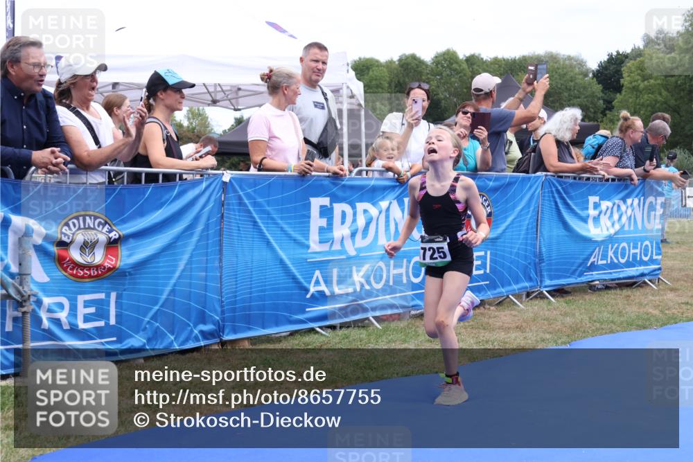 31.08.2025 - Elbe Triathlon Hamburg Strokosch-Dieckow http://msf.ph/oto/8657755 31.08.2025 13:00:49 Ziel 1652, 1681, 1718, 1725 meine-sportfotos.de