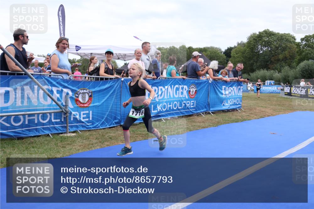 31.08.2025 - Elbe Triathlon Hamburg Strokosch-Dieckow http://msf.ph/oto/8657793 31.08.2025 13:01:06 Ziel 1647, 1710, 1716, 1721 meine-sportfotos.de