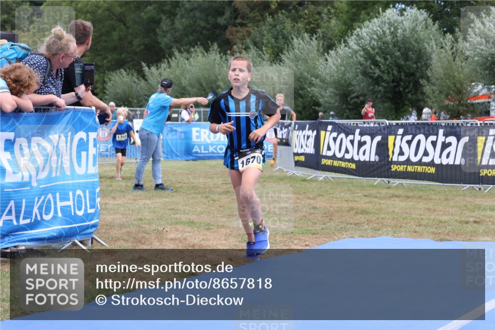31.08.2025 - Elbe Triathlon Hamburg Strokosch-Dieckow http://msf.ph/oto/8657818 31.08.2025 13:01:45 Ziel 1670, 1702 meine-sportfotos.de