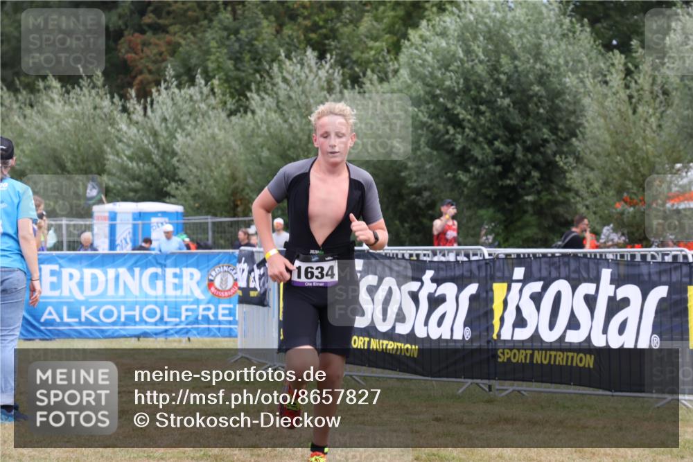 31.08.2025 - Elbe Triathlon Hamburg Strokosch-Dieckow http://msf.ph/oto/8657827 31.08.2025 13:01:51 Ziel 1634, 1670 meine-sportfotos.de