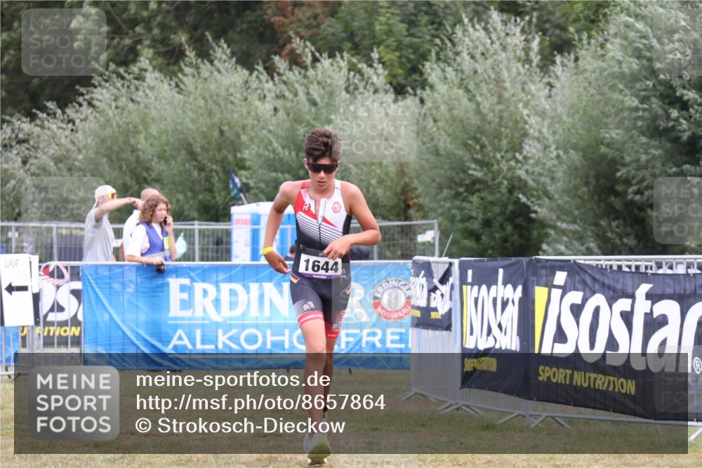 31.08.2025 - Elbe Triathlon Hamburg Strokosch-Dieckow http://msf.ph/oto/8657864 31.08.2025 13:02:33 Ziel 1644, 1705 meine-sportfotos.de