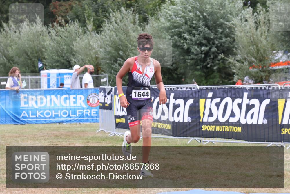 31.08.2025 - Elbe Triathlon Hamburg Strokosch-Dieckow http://msf.ph/oto/8657868 31.08.2025 13:02:35 Ziel 1644, 1705 meine-sportfotos.de