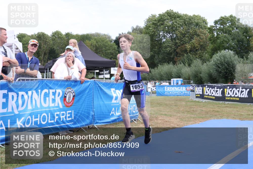31.08.2025 - Elbe Triathlon Hamburg Strokosch-Dieckow http://msf.ph/oto/8657909 31.08.2025 13:03:36 Ziel 1653 meine-sportfotos.de