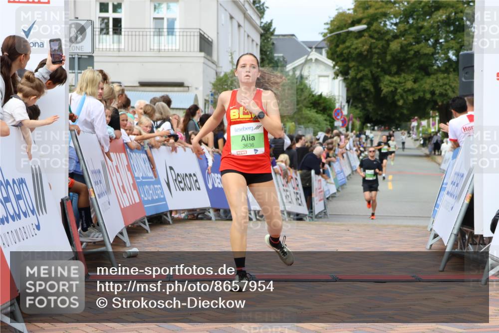 31.08.2025 - 21. Blankeneser Heldenlauf Strokosch-Dieckow http://msf.ph/oto/8657954 31.08.2025 10:53:12 Ziel 3636 meine-sportfotos.de