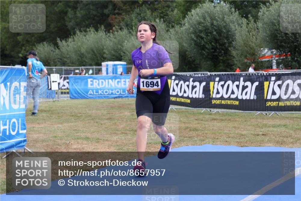 31.08.2025 - Elbe Triathlon Hamburg Strokosch-Dieckow http://msf.ph/oto/8657957 31.08.2025 13:05:09 Ziel 1694 meine-sportfotos.de