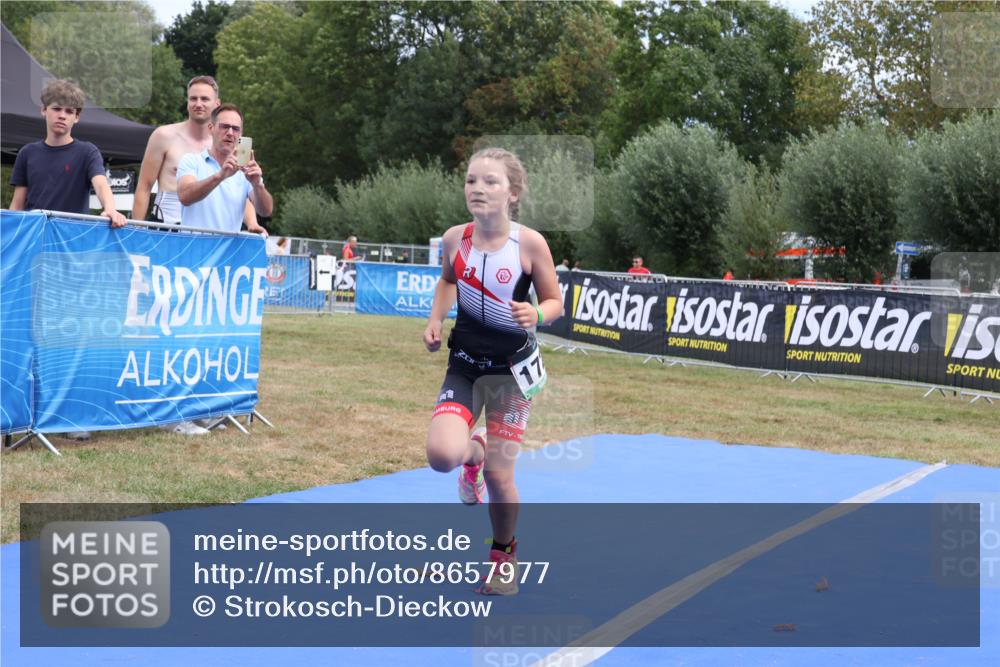 31.08.2025 - Elbe Triathlon Hamburg Strokosch-Dieckow http://msf.ph/oto/8657977 31.08.2025 13:06:24 Ziel 1720 meine-sportfotos.de