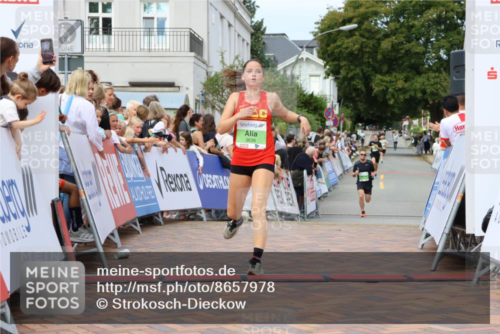 31.08.2025 - 21. Blankeneser Heldenlauf Strokosch-Dieckow http://msf.ph/oto/8657978 31.08.2025 10:53:12 Ziel 3636 meine-sportfotos.de