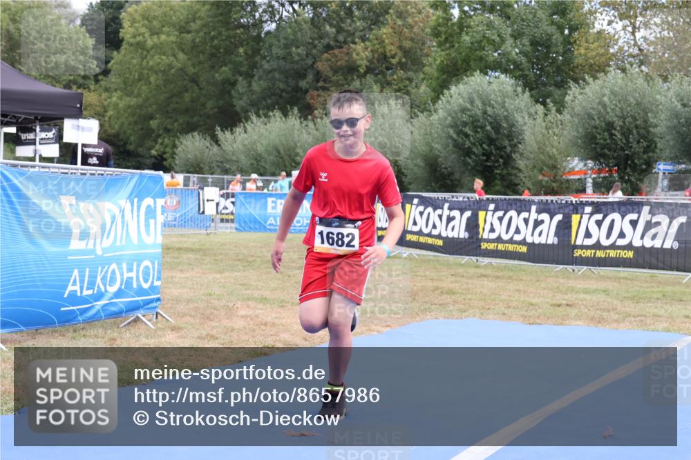 31.08.2025 - Elbe Triathlon Hamburg Strokosch-Dieckow http://msf.ph/oto/8657986 31.08.2025 13:06:37 Ziel 1682 meine-sportfotos.de