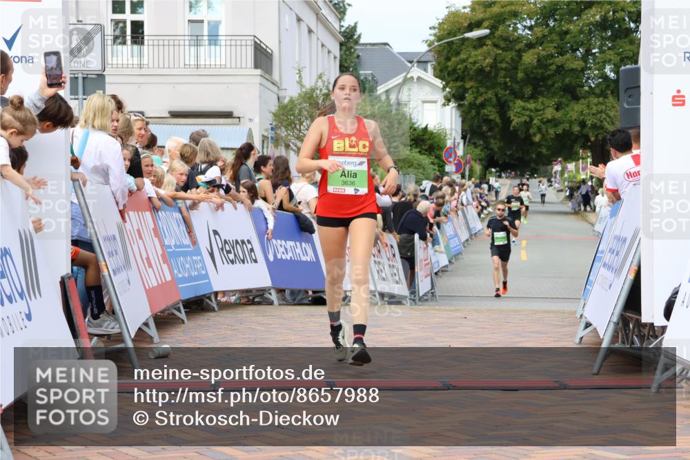 31.08.2025 - 21. Blankeneser Heldenlauf Strokosch-Dieckow http://msf.ph/oto/8657988 31.08.2025 10:53:11 Ziel 3636 meine-sportfotos.de