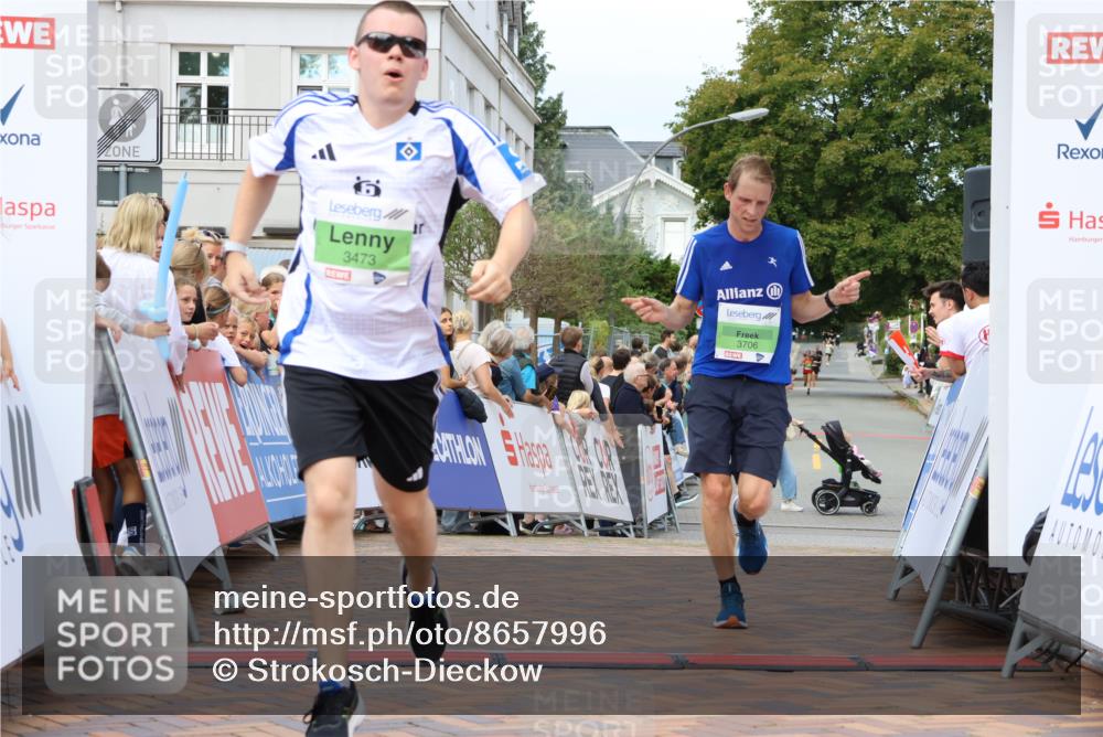31.08.2025 - 21. Blankeneser Heldenlauf Strokosch-Dieckow http://msf.ph/oto/8657996 31.08.2025 10:52:49 Ziel 3706, 3473 meine-sportfotos.de