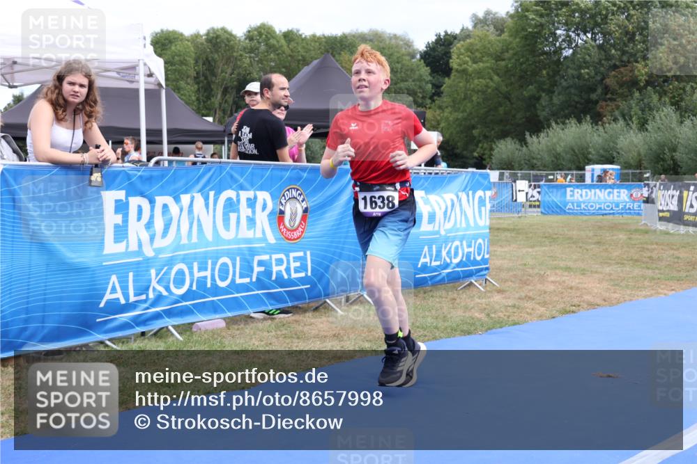 31.08.2025 - Elbe Triathlon Hamburg Strokosch-Dieckow http://msf.ph/oto/8657998 31.08.2025 13:06:48 Ziel 1638 meine-sportfotos.de