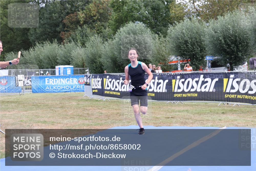 31.08.2025 - Elbe Triathlon Hamburg Strokosch-Dieckow http://msf.ph/oto/8658002 31.08.2025 13:07:30 Ziel 1663 meine-sportfotos.de