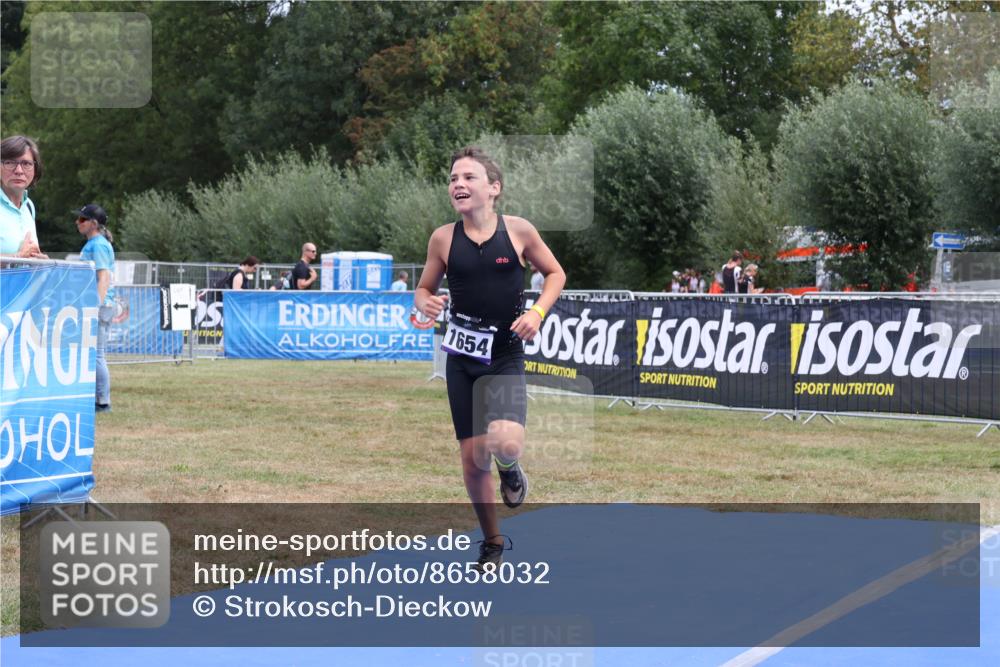 31.08.2025 - Elbe Triathlon Hamburg Strokosch-Dieckow http://msf.ph/oto/8658032 31.08.2025 13:08:45 Ziel 1654 meine-sportfotos.de