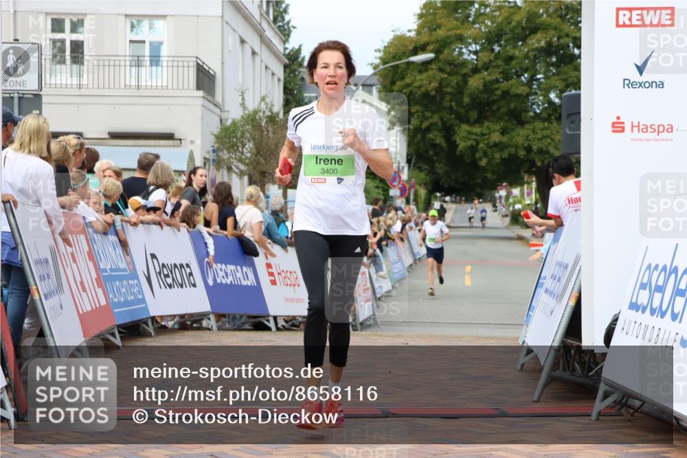 31.08.2025 - 21. Blankeneser Heldenlauf Strokosch-Dieckow http://msf.ph/oto/8658116 31.08.2025 10:52:21 Ziel 3400 meine-sportfotos.de