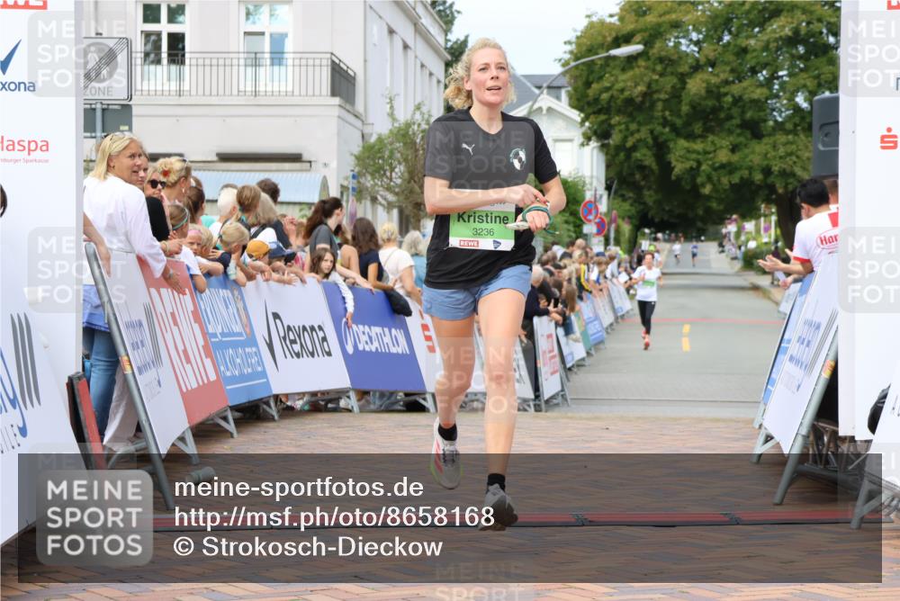 31.08.2025 - 21. Blankeneser Heldenlauf Strokosch-Dieckow http://msf.ph/oto/8658168 31.08.2025 10:52:12 Ziel 3236 meine-sportfotos.de