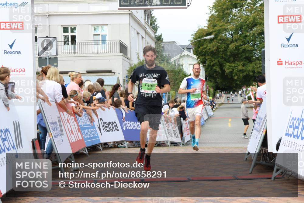 31.08.2025 - 21. Blankeneser Heldenlauf Strokosch-Dieckow http://msf.ph/oto/8658291 31.08.2025 10:51:43 Ziel 3627, 3021 meine-sportfotos.de