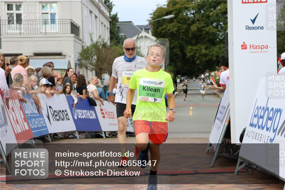 31.08.2025 - 21. Blankeneser Heldenlauf Strokosch-Dieckow http://msf.ph/oto/8658347 31.08.2025 10:51:30 Ziel 2187, 3580, 3030 meine-sportfotos.de