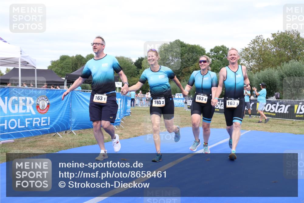 31.08.2025 - Elbe Triathlon Hamburg Strokosch-Dieckow http://msf.ph/oto/8658461 31.08.2025 16:28:49 Ziel  meine-sportfotos.de