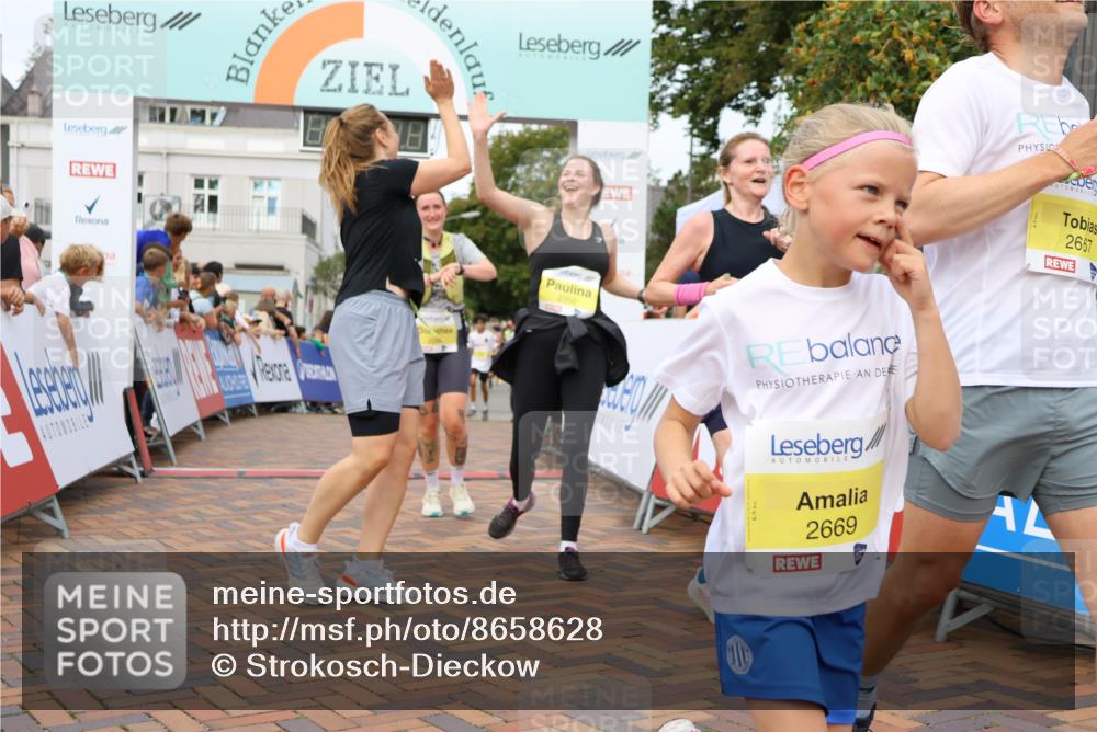 31.08.2025 - 21. Blankeneser Heldenlauf Strokosch-Dieckow http://msf.ph/oto/8658628 31.08.2025 10:34:42 Ziel 2110, 2244, 2021, 2424, 2668, 2669, 2667, 2298, 2438, 2439, 2349, 2441, 2442, 2350, 2090, 2083 meine-sportfotos.de